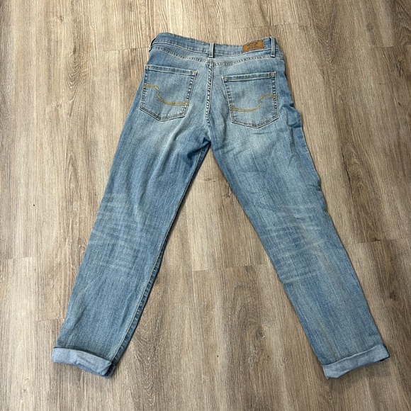 LEVI MID RISE CUFFED STRETCHY MOM JEANS - Picture 4 of 9